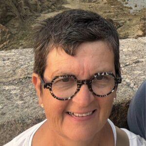 Anne ROY